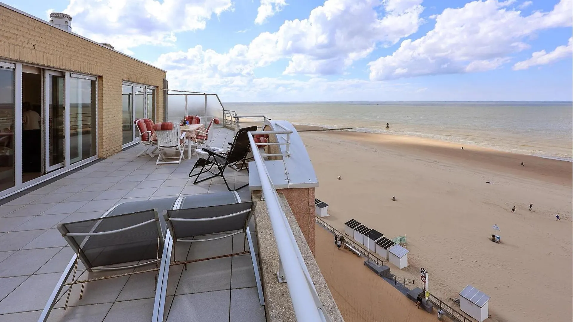 Nice Apartment In Oostende With Wifi